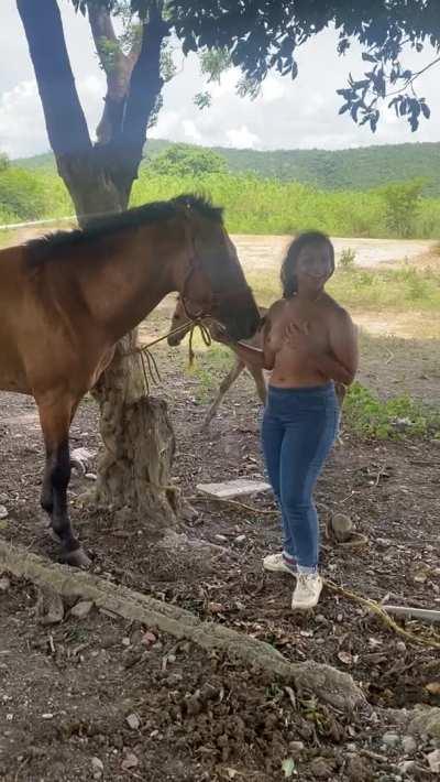 i always get horny on the farm so i flash