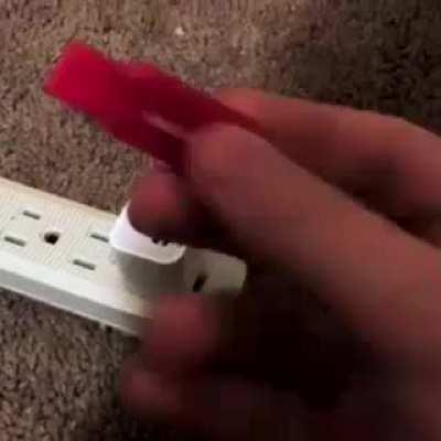 House OS 15.3 is lit