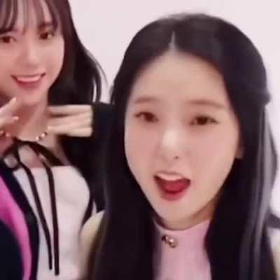 Kep1er's leader is SUPER CUTE!