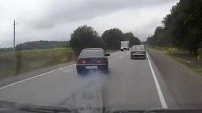 Try to overtake but fail