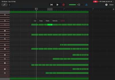 Anyone know why this happens? Guitar midi randomly has a different sound on the same note