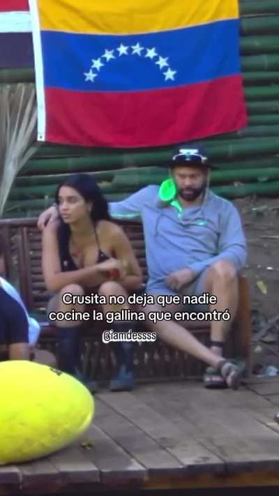 Crucita o tu o la gallina?