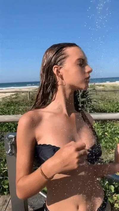 Emily | black bikini