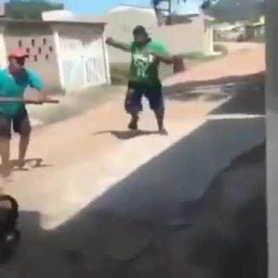 Bitch got knocked out🤣🤣