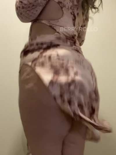 This dress fits perfectly on my thick ass