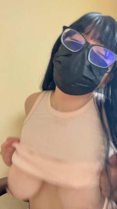 Feeling really needy to get my boobies sucked