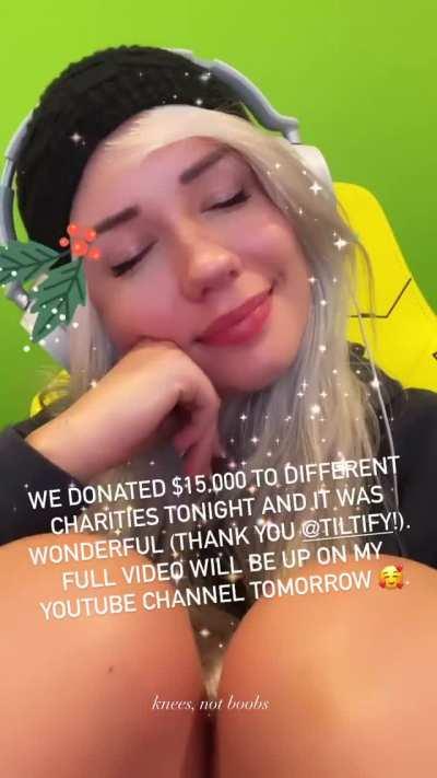 Lol, i like how she has to clarify those are her knees