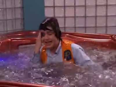 Josh falling in Helens Hot Tub will always be hilarious 20 years later 🛁 😂