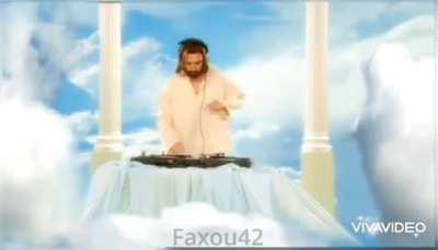 I recommend turning the volume down kabayan 😏😏