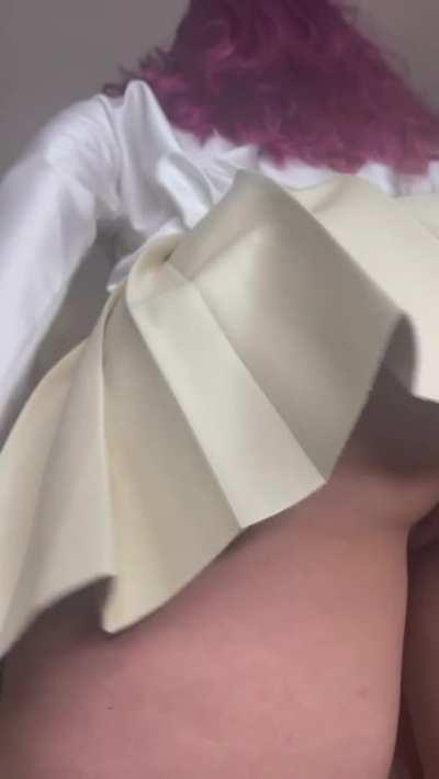 I love wearing short skirts with nothing underneath. Knowing I might "accidentally" flash someone makes my clit throb 😜