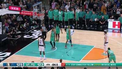 [Highlight] Doncic calmly sinks two FTs to secure his 4th career 50 point game and put the Mavs up 3