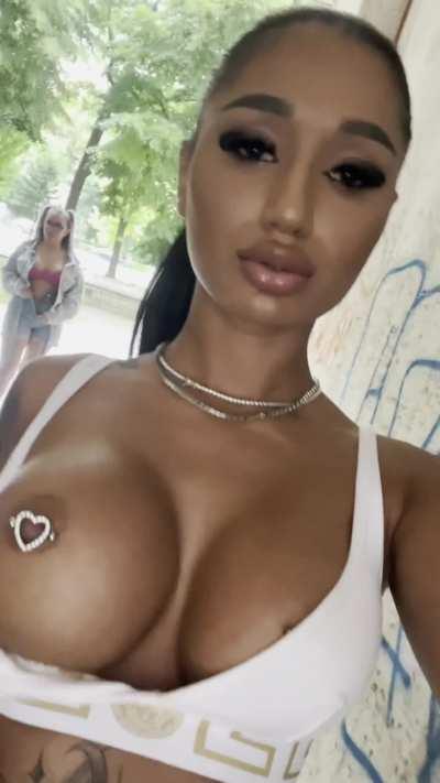 My ex disgus my nipples when eating, do you look good?