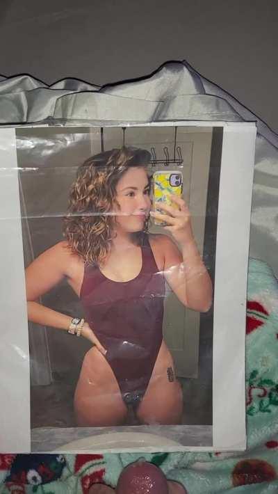 Pineapplebrat cumtribute