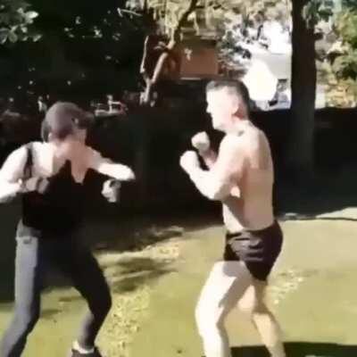 Boxer fights guy twice his size