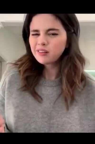 FaceTiming with her GF about how large my cock was when I entered her from behind