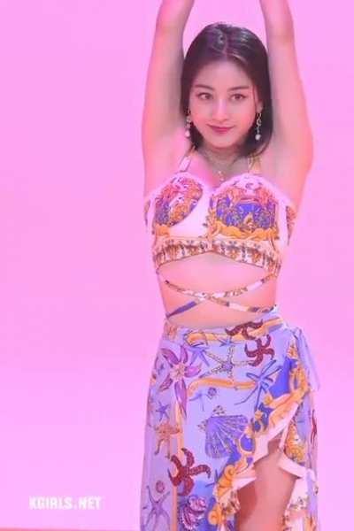 Twice Jihyo Heavy performance in 'alcohol free'