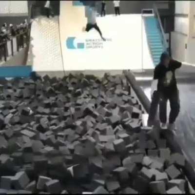 HUEstation - Video #1624