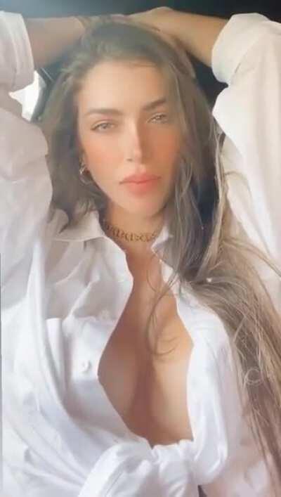 IG video open shirt
