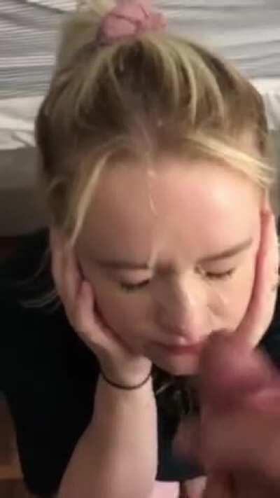 Friend agrees to facial