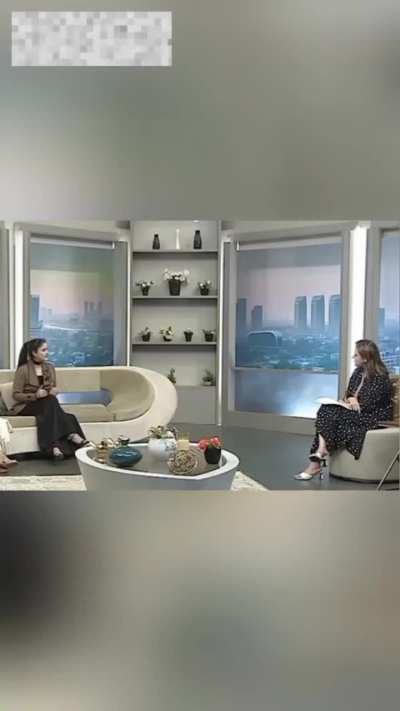 Ap ne Item song kiya ok ! But wtf explainination is this 😂.