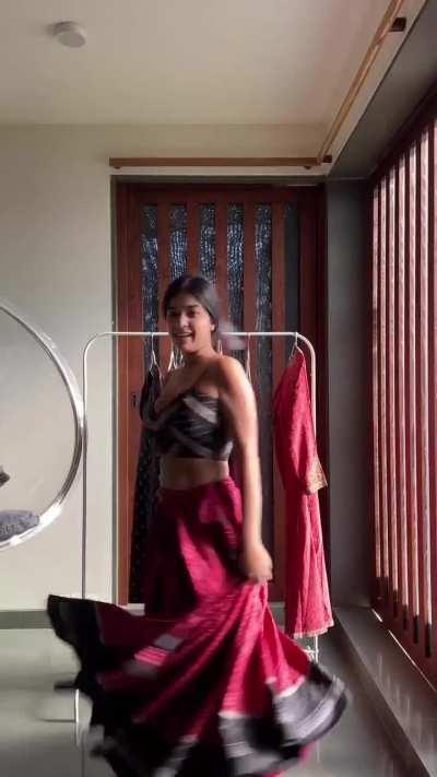 I.D- diyakhurana (Diya Khurana). She's got a sexy body🔥