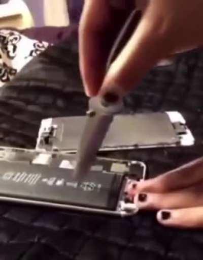 How to open a battery