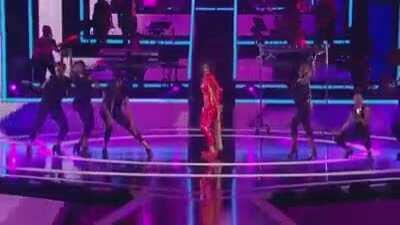 Tracee doing Rihanna