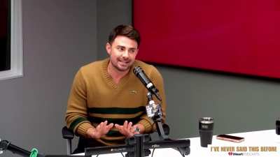 Jonathan Bennett doesn't want Aaron Samuels to be gay in a Mean Girls sequel