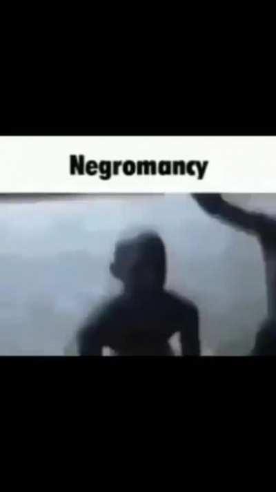 Kkkkkkkkkkk negromacia