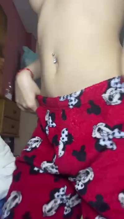 Since nobody seem to actually do it, Say “yes” if your over 20 and i’ll send you my nudes