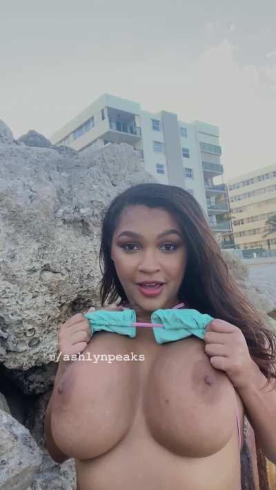 I love showing of my tits