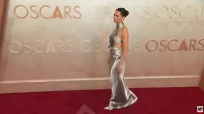 Felicity's glossy silver dress for the 2025 Oscars