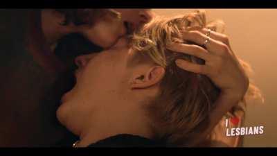 Jana McKinnon & Daya Czepanski (Bad Behaviour - s01e01) *AI ENHANCED & REDUCED MUSIC*