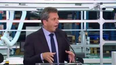 Ya no necesitamos importar computadoras, ahora tenemos la fábrica del amigo de Massa.