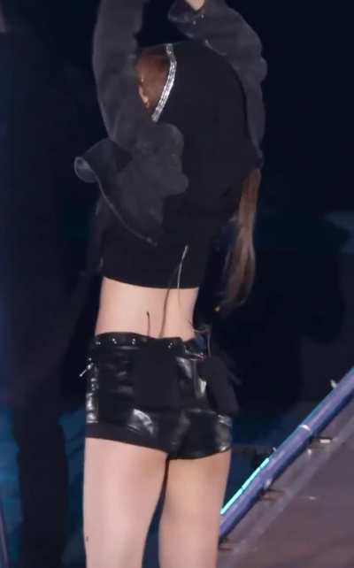 LE SSERAFIM - CHAEWON