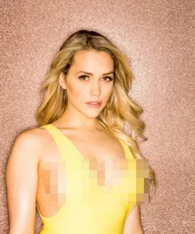 Mia Malkova Eye Contact Challenge