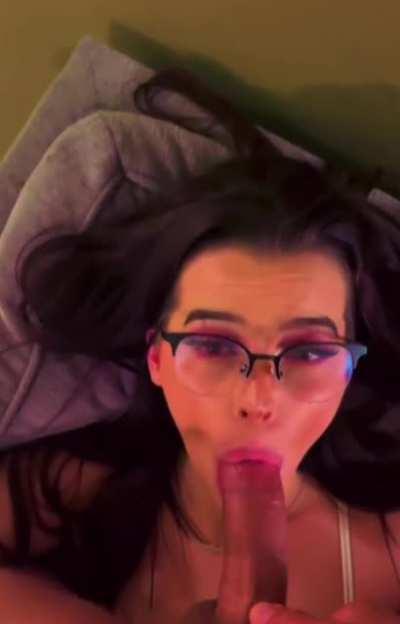 just lending my mouth to a friend in need 😇