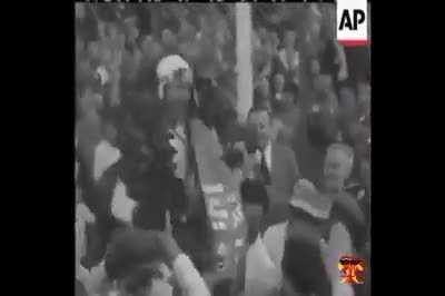 How the Greatest Generation use to party: