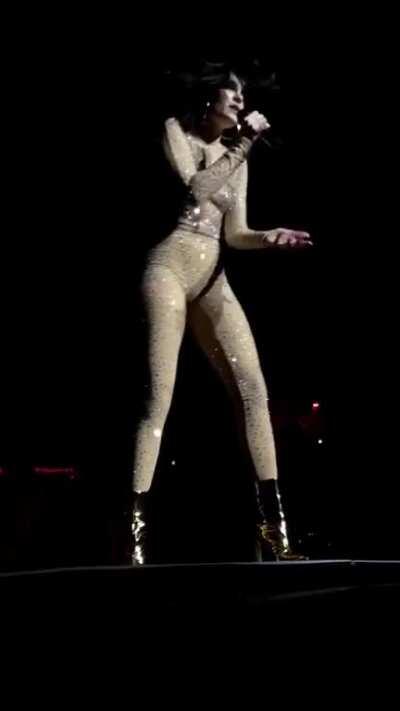 Cameltoe Part 2 😏