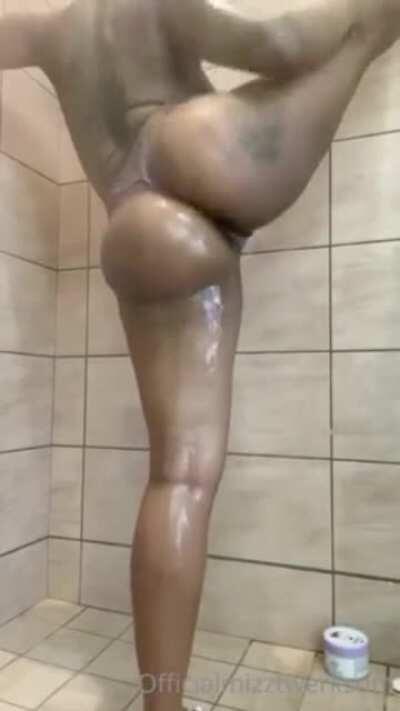 She been showing them thangs lately if y’all didn’t know