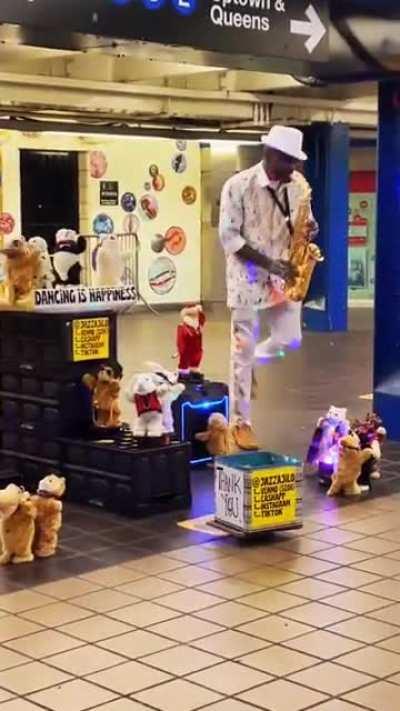 How do you not tip this guy!?