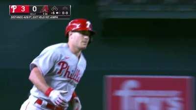 [Highlight] [Highlight] JT Realmuto sends a meatball deep into the Arizona night to extend the Phillies lead to 3-0