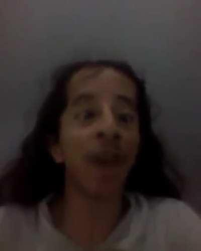 Poha, Só Queria Ouvir Meu Orgia De Traveco...