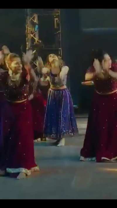 Saniya dancing is a treat to watch😍