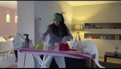 Улётный диджей