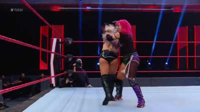 Struggle all you want Liv, you’re not ready for Asuka