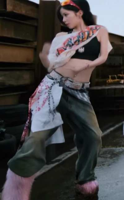 Asa and Ahyeon - BABYMONSTER