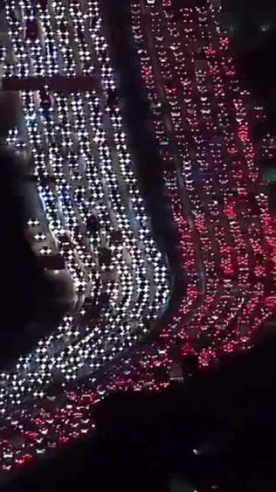 Holiday traffic in California- 405 highway