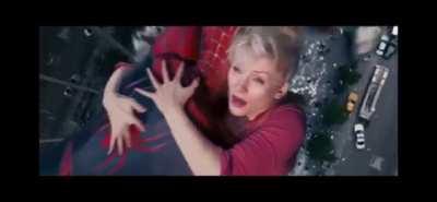 the difference between Tobey saving Gwen vs Andrew