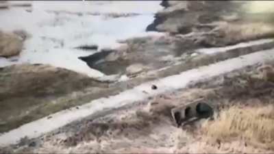 Ukrainian forces used a ground drone to destroy a canal crossing used by the Russians. [Published 25.05.2025]